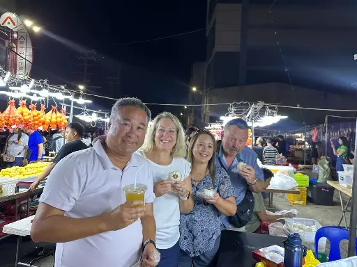 Manila Night Market and Chinatown with Local Guide